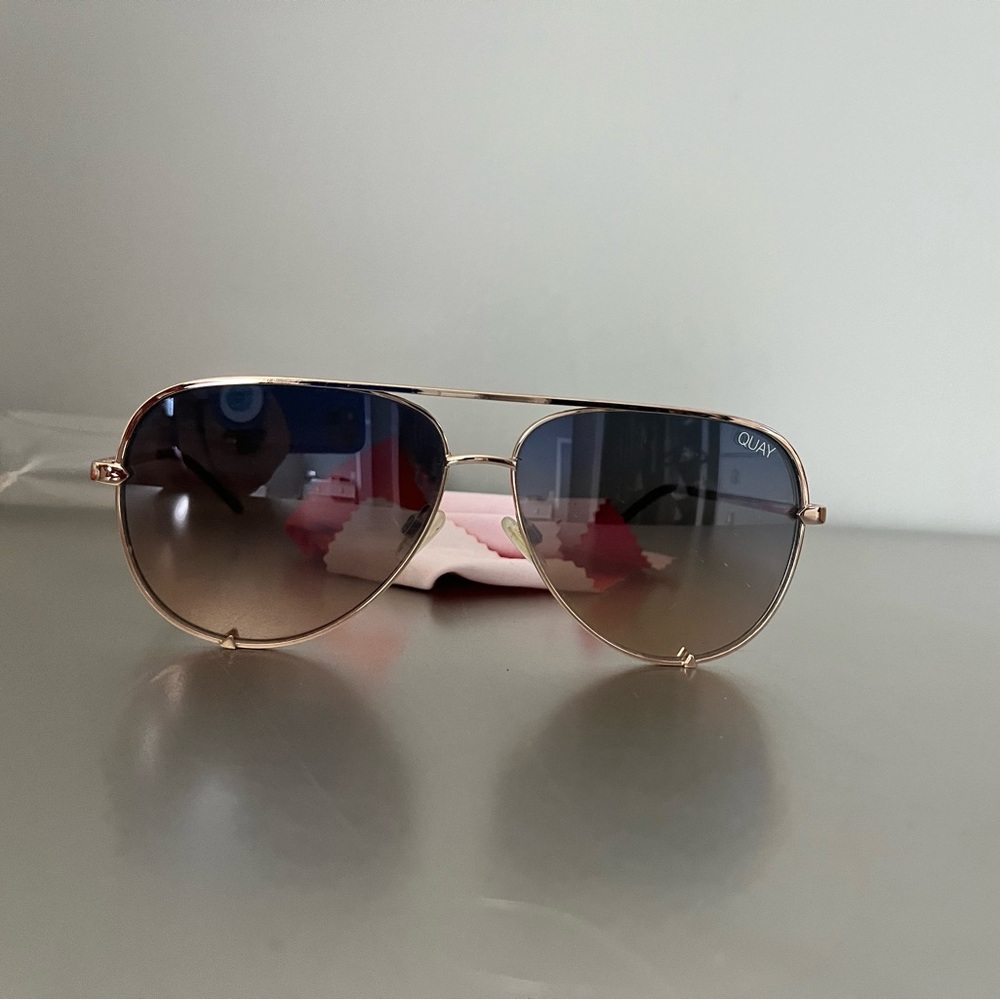 Oversized quay Australia sunglasses x desi Perkins